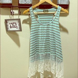 Maude women’s sleeveless top